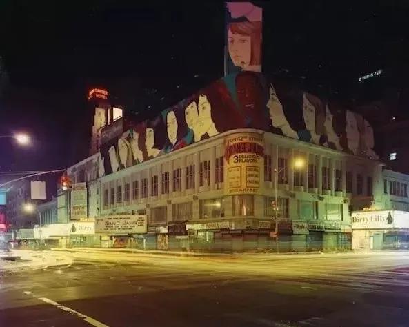 93岁“活化石”级宠妻狂魔,坚持画老婆60年