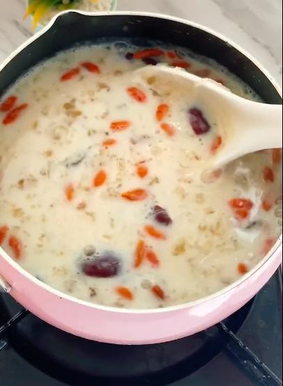 养颜汤超级好喝,神奇养颜汤