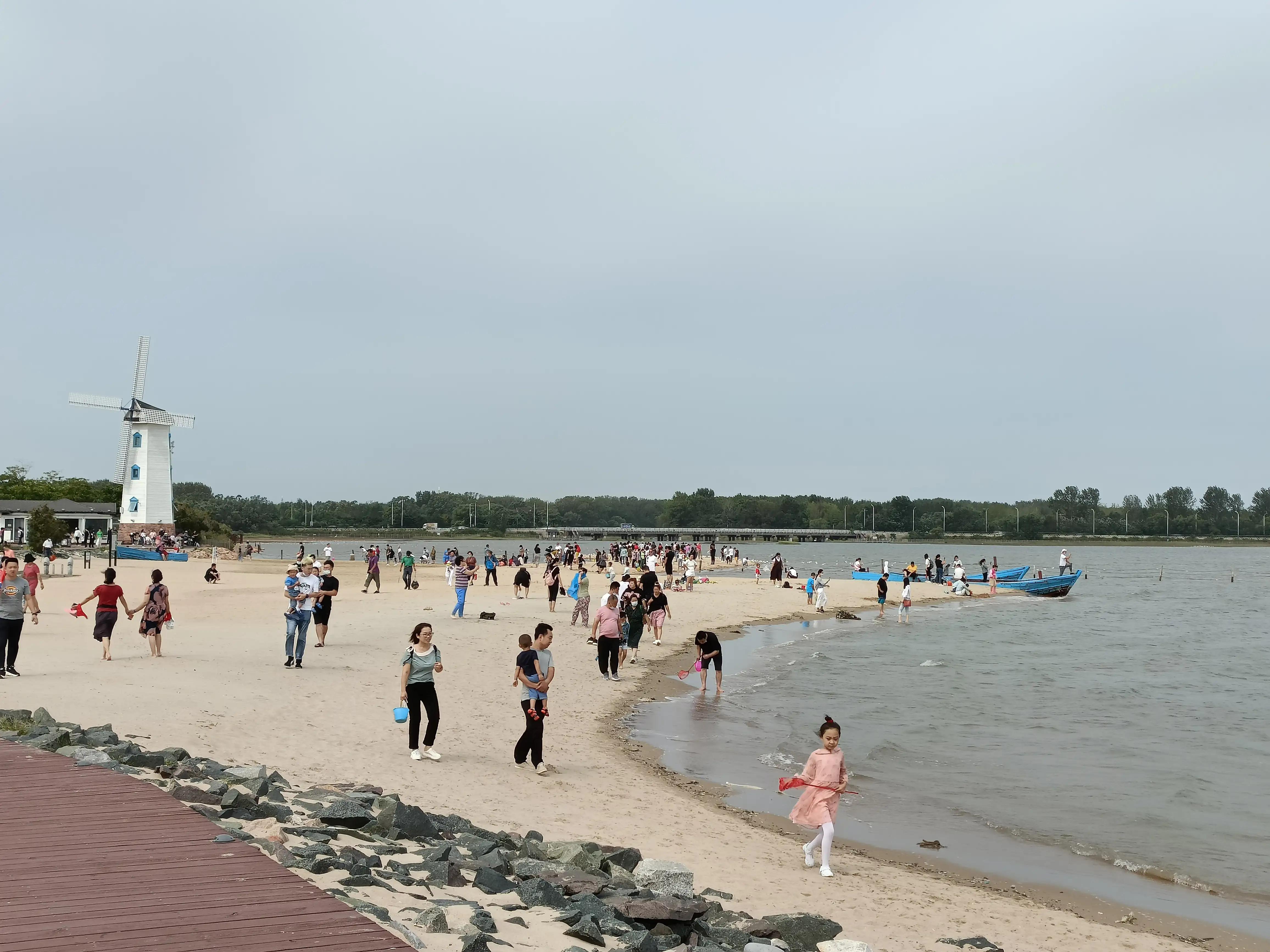 北戴河天空和海洋,北戴河海景好看还是三亚好看