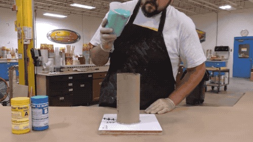 电影里用啤酒瓶“爆头”,是真的玻璃瓶吗?