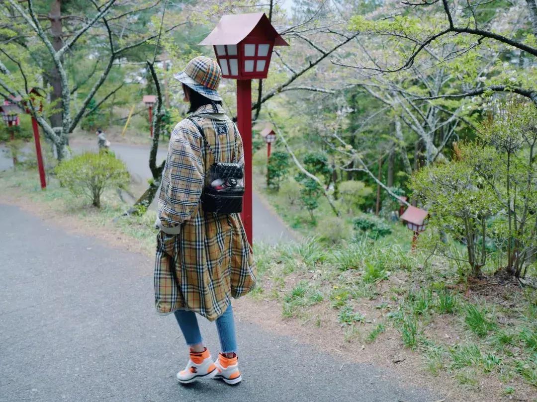 翻遍刘雯街拍,这3套最百搭