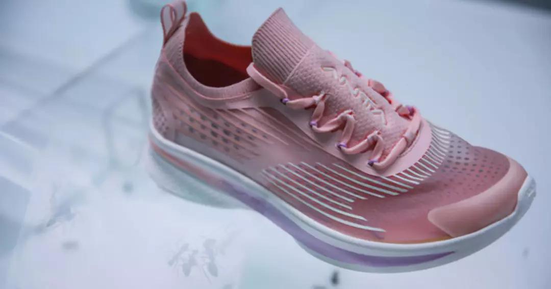 安踏和李宁对标的鞋,李宁安踏和匹克