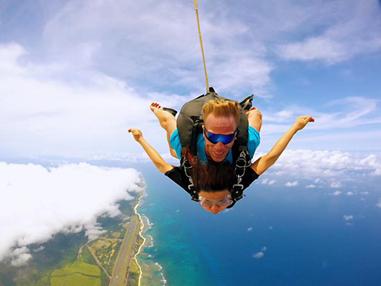 她去了100多个国家游玩,结果玩着玩着变成亿万富翁