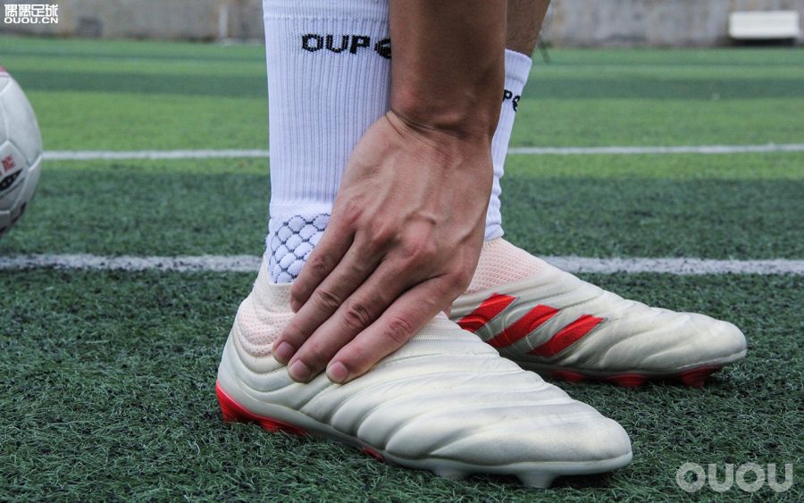 追求完美的不完美阿迪达斯COPA19+FG实战测评