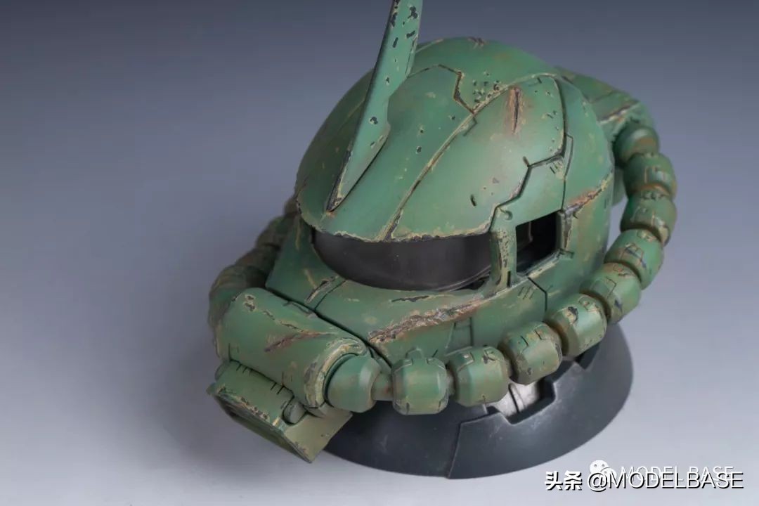 扎古扭蛋头组装,万代蓝标扎古和红标扎古