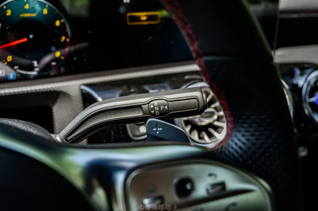 2016款奔驰cla200值得入手吗,奔驰cla200动感型16款测评