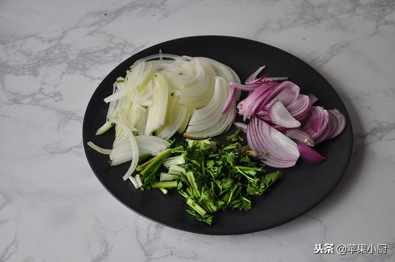 煲过的鸡怎么搞,煲鸡汤的鸡没吃完