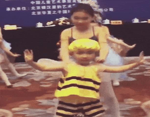 易烊千玺由国民弟弟变成实力演员,易烊千玺真实家境到底如何