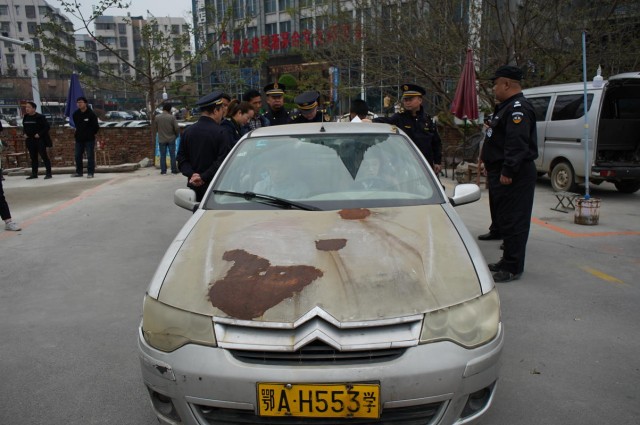 整治教练车,交警查教练车违规