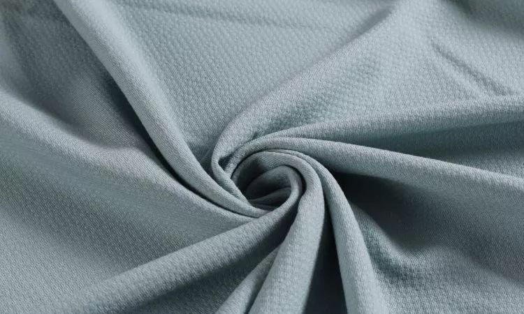 衣服有标签没标明成分,为什么衣服标签上不写材质