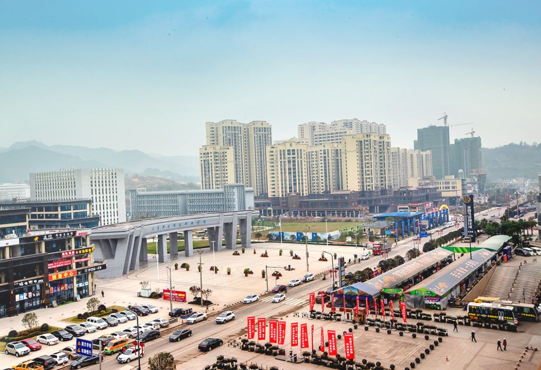 从镇走到市算是外出发展吗,从乡镇到大城市发展