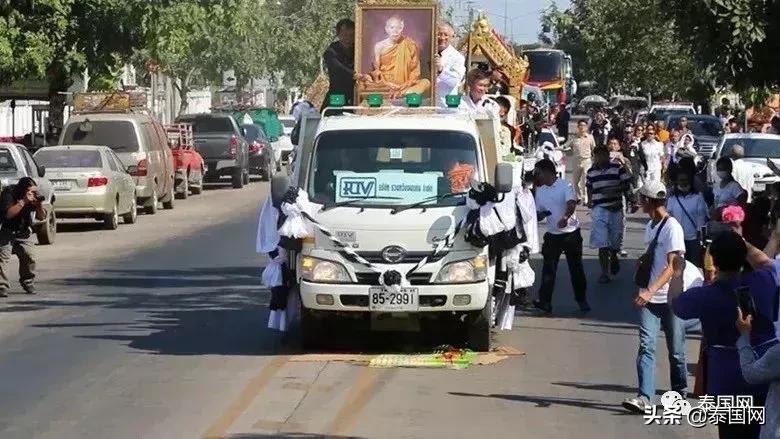 泰国和尚哭了视频,泰国活着的高僧哭丧