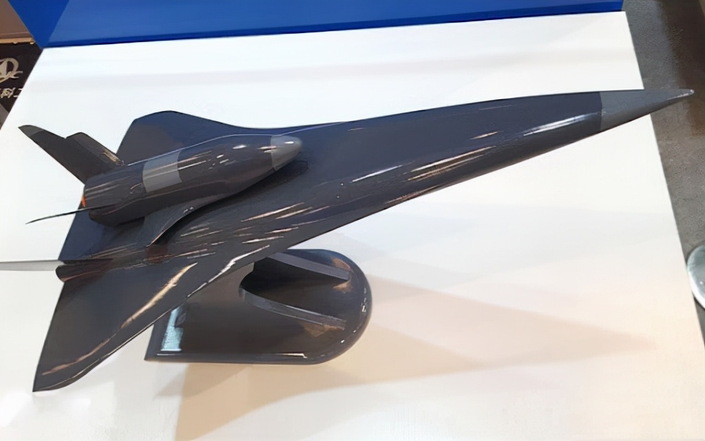 可重复回收航天器,马斯克星舰火箭横向飞行