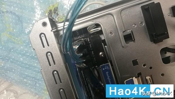 家庭网络中心打造：Gen8魔改ITX，实现Esxi虚拟NAS+Openwrt+Win10