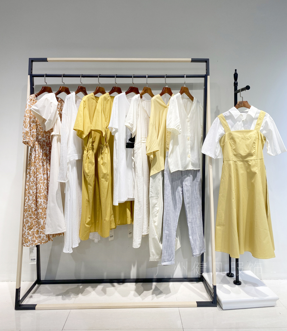 杭州四季青女装批发直播清仓,四季青女装清仓特价