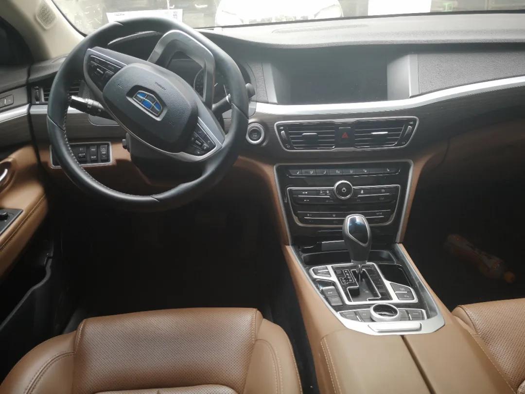 10万买吉利博越够吗,价格最高的一款吉利博瑞