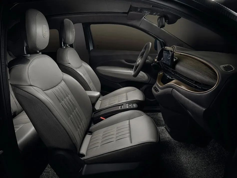 这才是正宗意大利设计|FIAT500携手宝格丽、阿玛尼、Kartell...