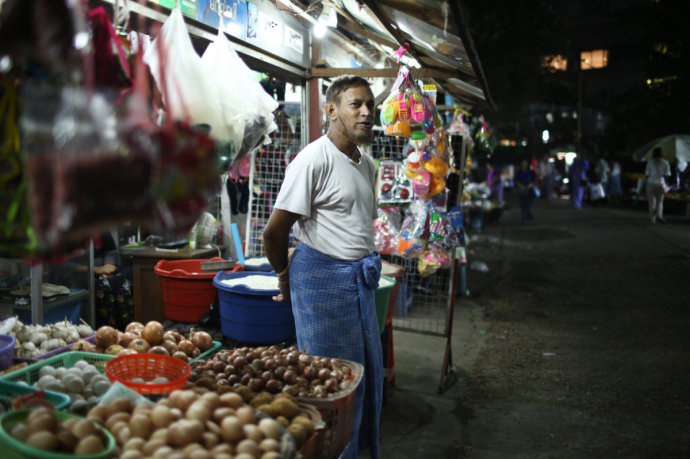 一座美丽的城市缅甸仰光,80年代的缅甸仰光城市