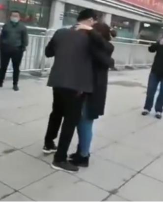 割肝救子相认画面,割肝救子发现非血亲完整视频