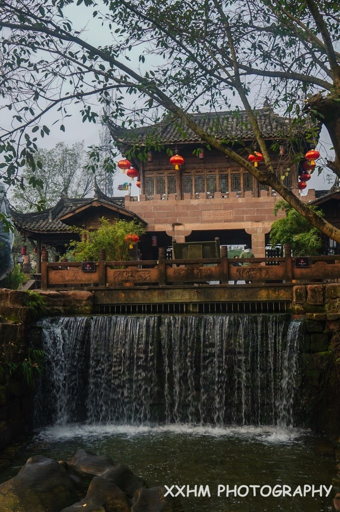 成都本地人去的最好吃的美食,中国姑娘吃成都美食