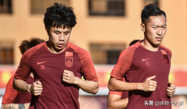 聊足球球衣号码的意义,国足8号球衣交给谁了