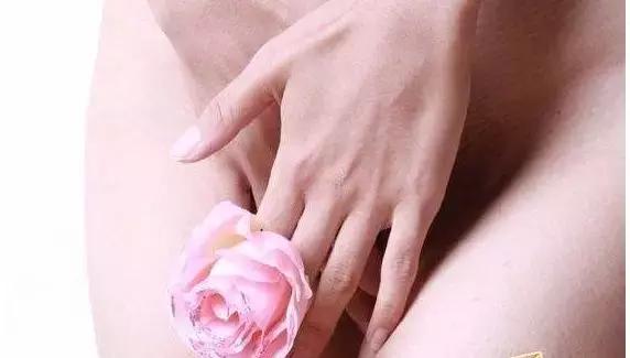 外阴瘙痒用什么清洗可以快速止痒,更年期外阴瘙痒是什么原因
