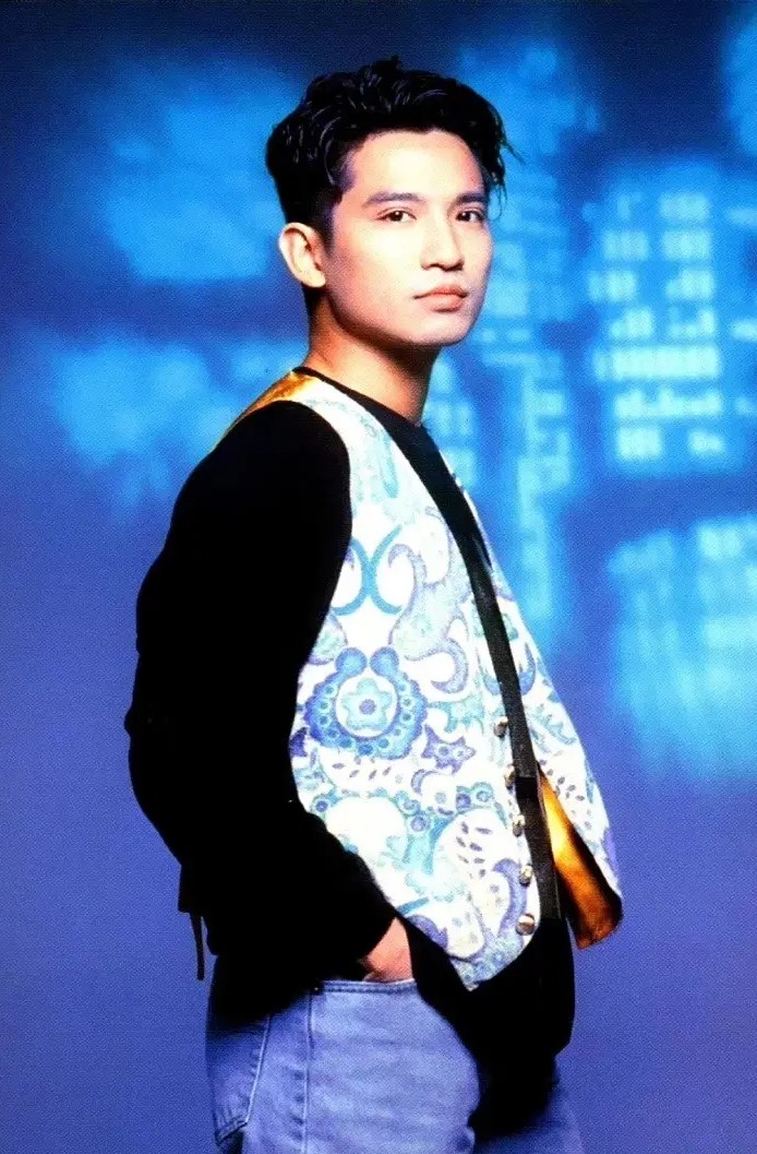 做绿叶的事业——叶世荣