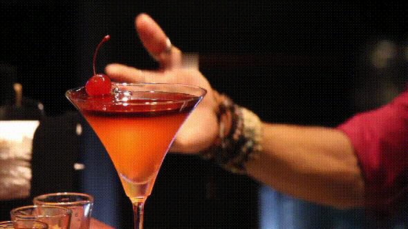 世界经典鸡尾酒大全珍藏版,鸡尾酒入门篇最常用的六款基酒