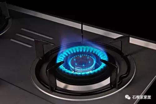 燃气灶用台式好还是嵌入式好,装修过程中燃气使用注意事项