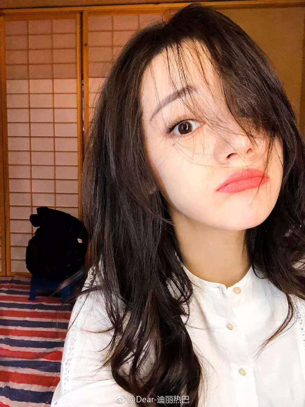 迪丽热巴颜值秒一众韩星,迪丽热巴颜值吊打