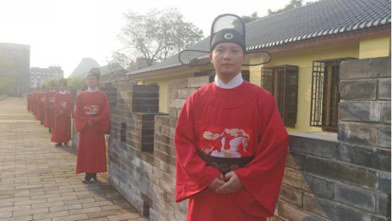 “桂林挺你”秀峰专场首场直播引70万人围观！