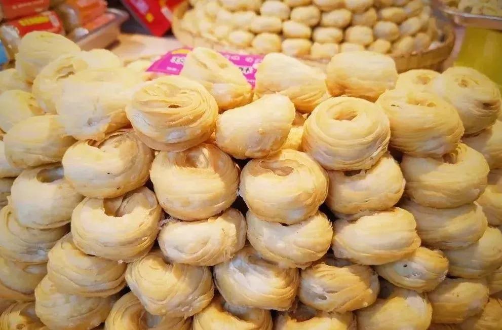 李子柒令人向往的世外桃源生活,李子柒记录的简单淳朴的田园生活