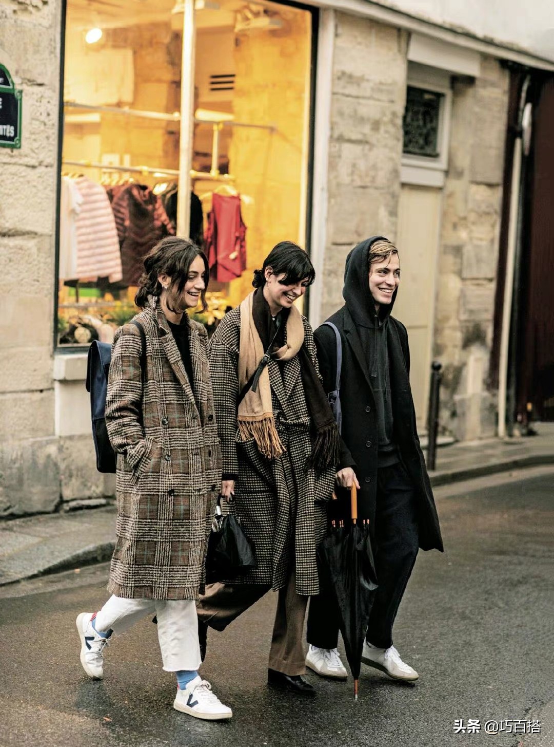 长款黑色羽绒服外套怎么搭配好看,长款外套怎么搭配好看