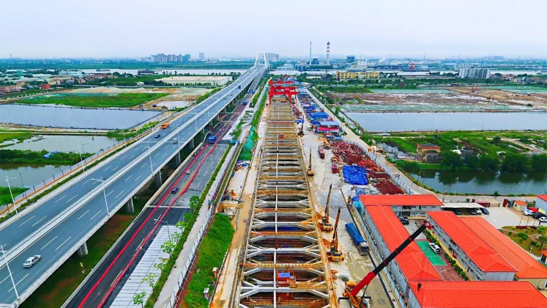 中国铁建的发展史,中国铁建的发展历程简介