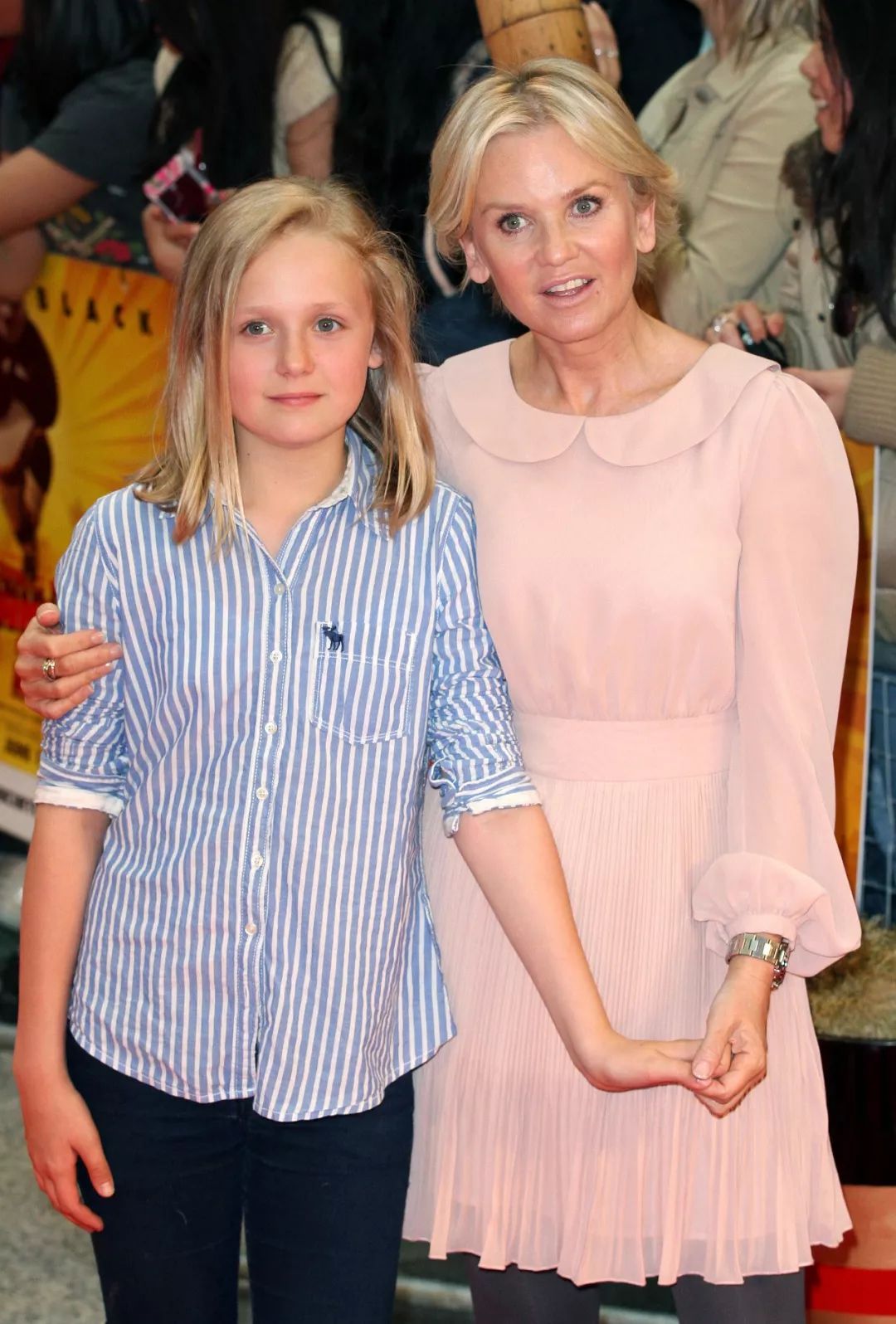 这个英国小姐姐靠给中国人取英文名赚30万镑