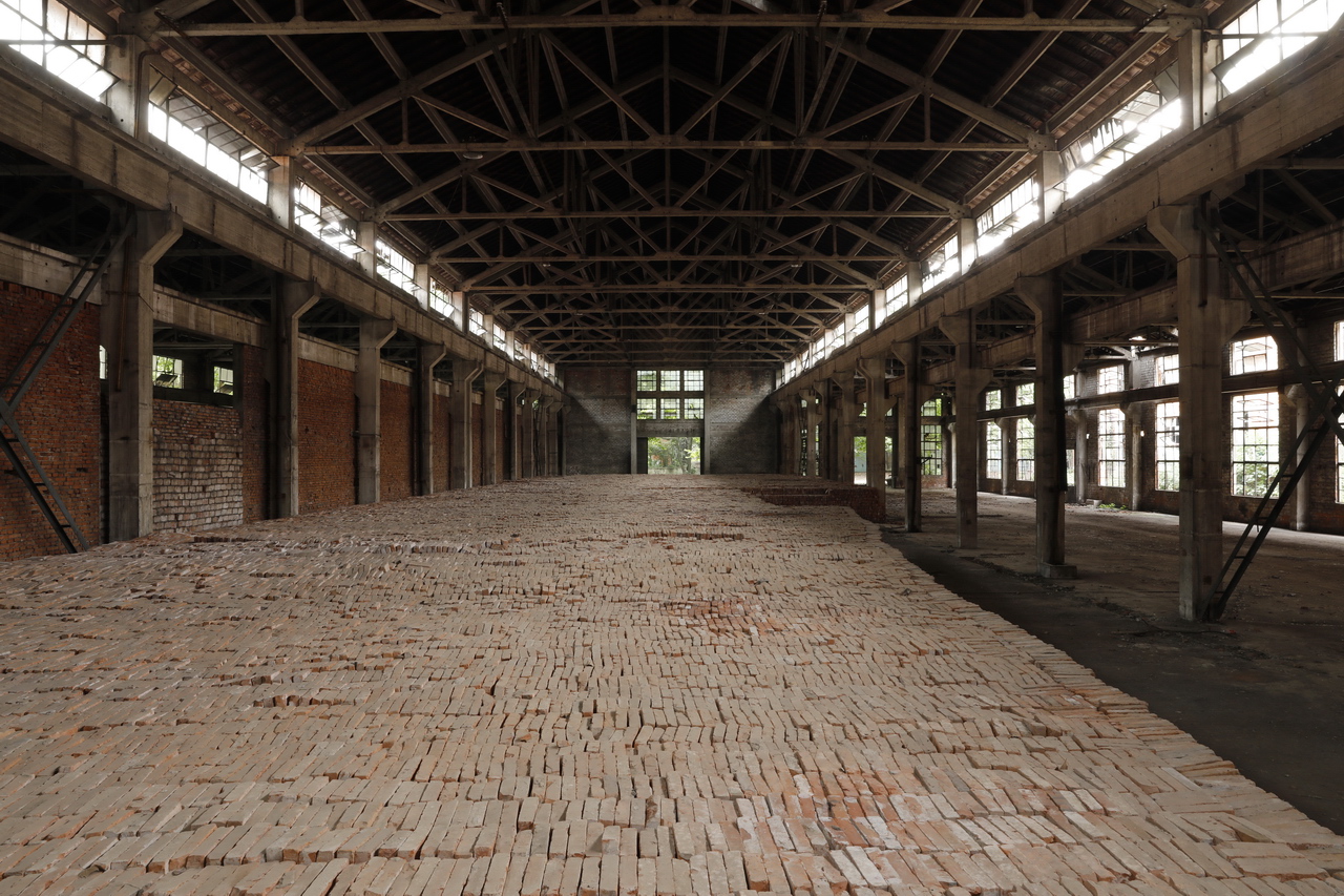 武汉轻型汽车制造厂,武汉特种车制造厂