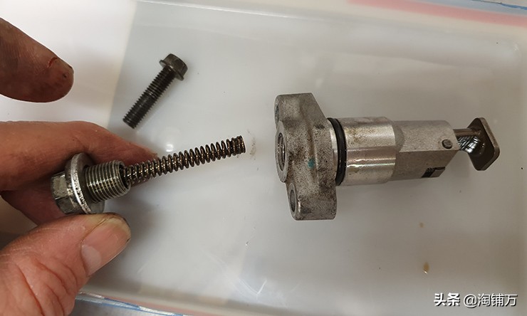 本田摩托车气门间隙怎么调整最佳,如何调整摩托车发动机气门间隙