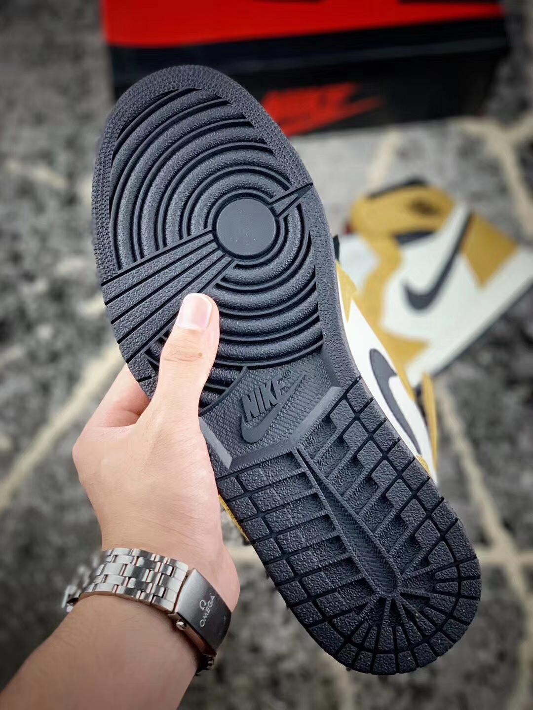 安福电商城：“阿迪耐克”百元无奈只敢深夜开张，严打屡禁不止！