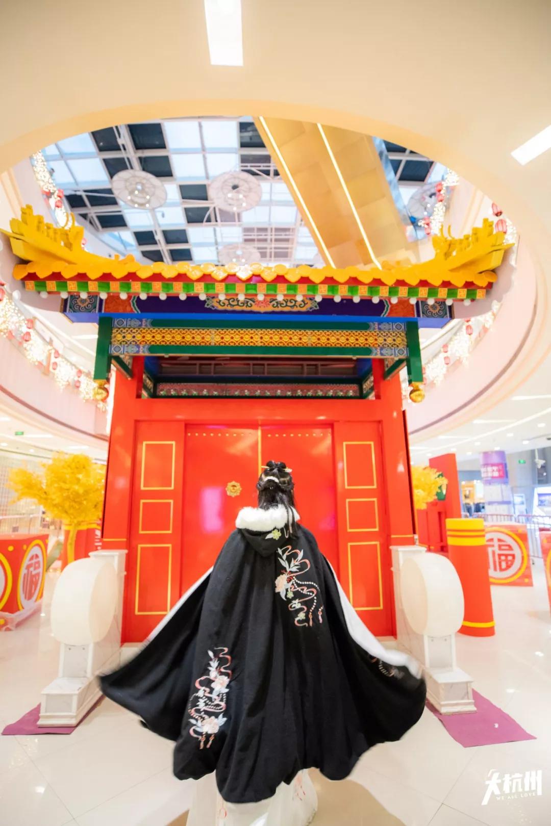 在杭州遇见紫禁城!宫灯前祈福、畅音阁迎新!来这里过故宫中国节