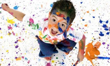 如何清洗皮衣服上的顽固污渍,如何快速清洁衣服上污渍的小妙招