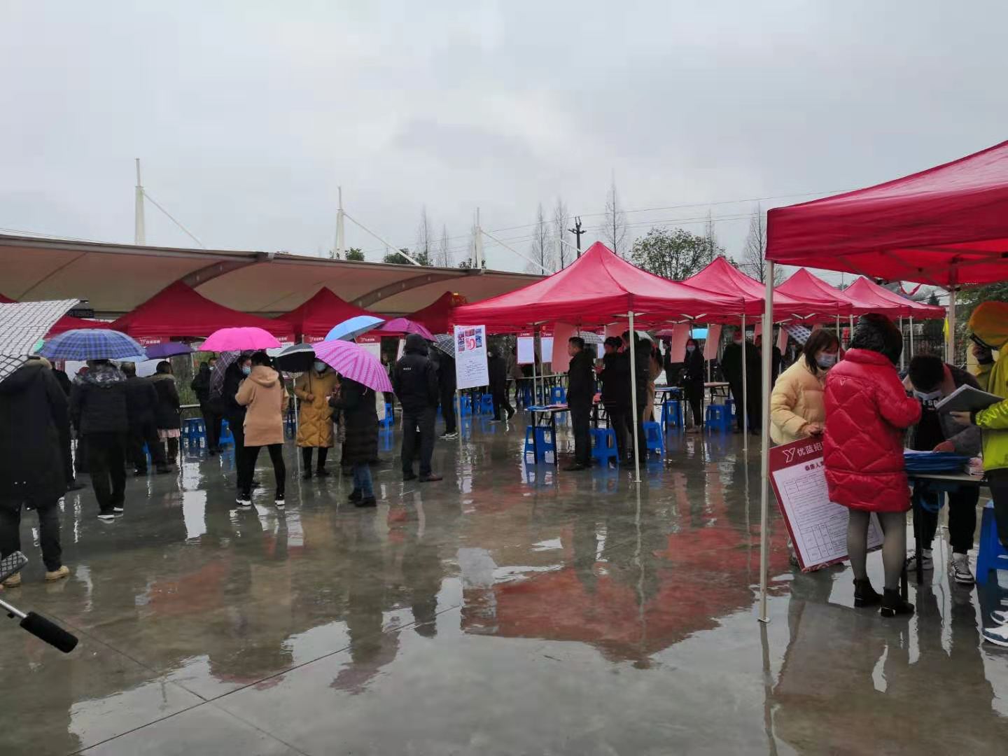 青阳县新河镇：招工蓄人才之水就业防返贫致贫