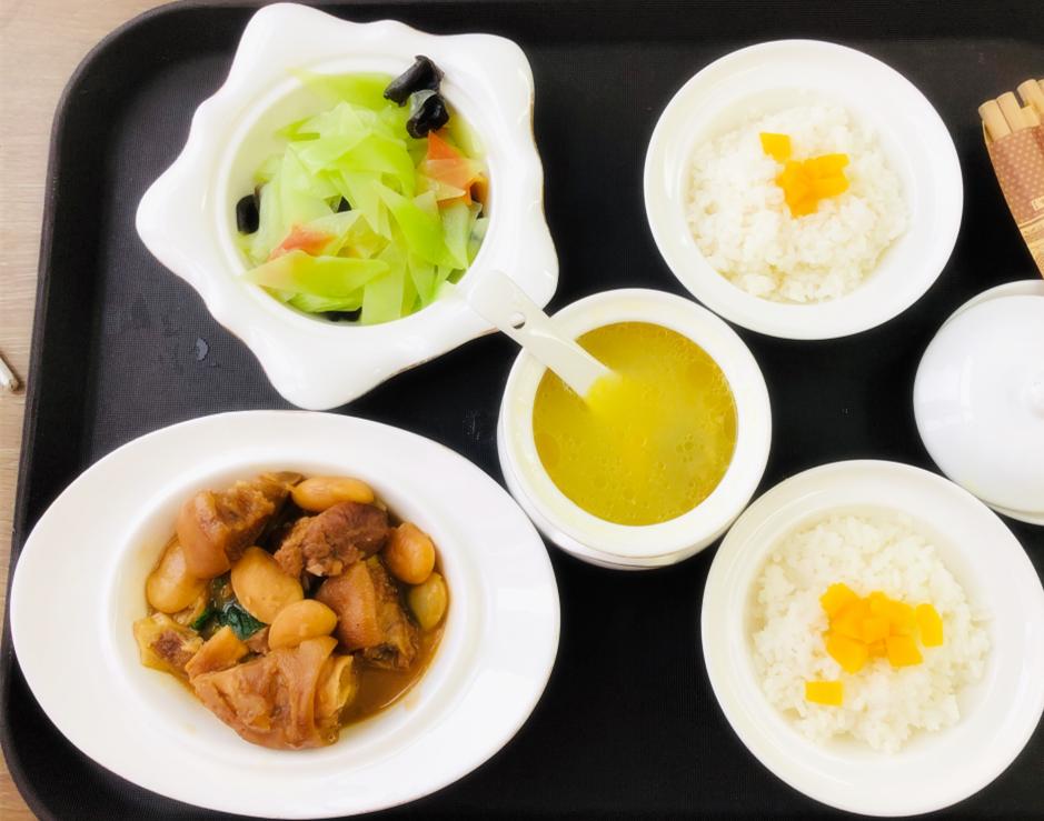 30天的月子餐图片,朋友圈月子餐晒图