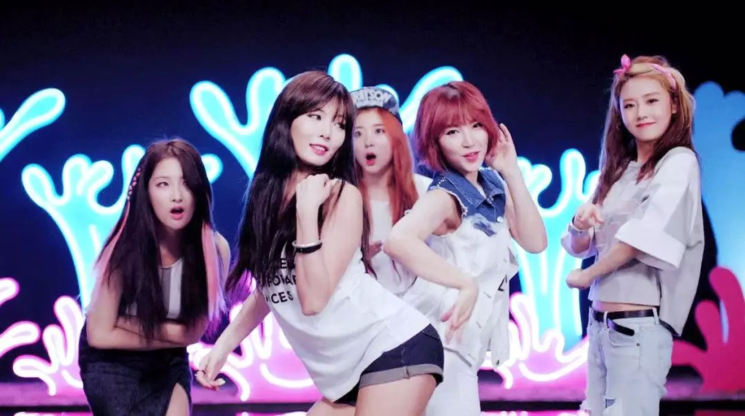 閲戞倡闆呭洖褰掍綘浠繕鍠滄濂瑰悧,閲戞倡闆呮亱鐖卞悗鏋佸害鏀鹃鑷垜