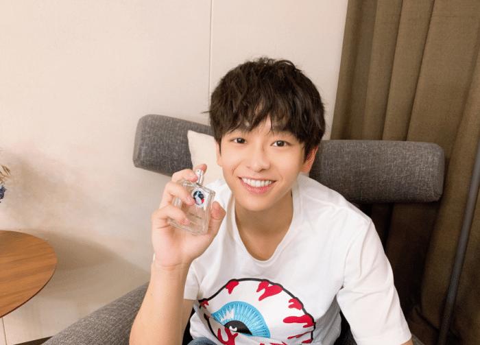 彭昱畅晒28岁庆生照,论彭昱畅的可爱与美貌