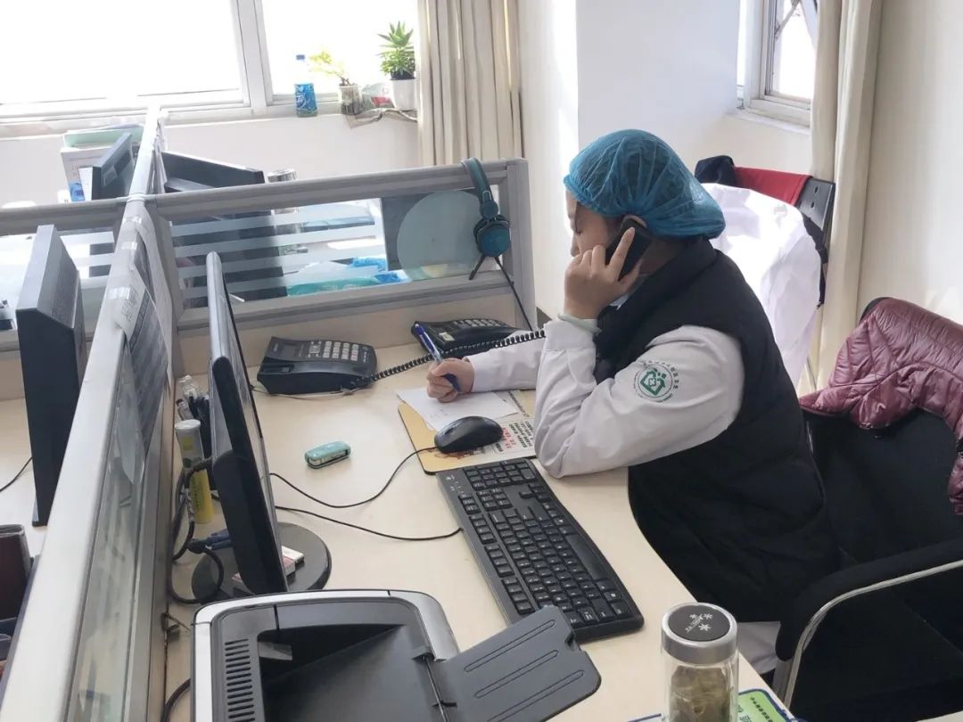 致敬巾帼战疫英雄,致敬坚守一线的巾帼英雄