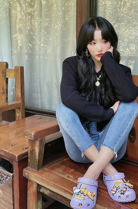 凉鞋怎么选好看,罗马凉鞋搭配什么衣服穿好看