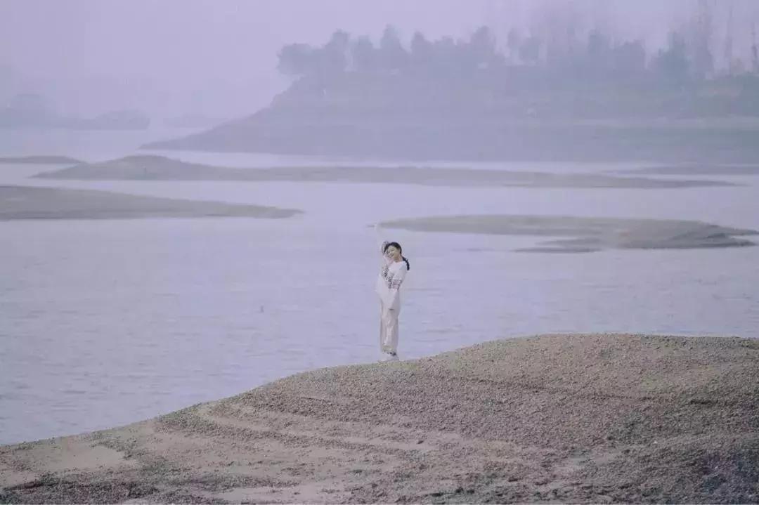 人生最洒脱的10大诗词,人间最美是释怀九首诗词完美诠释