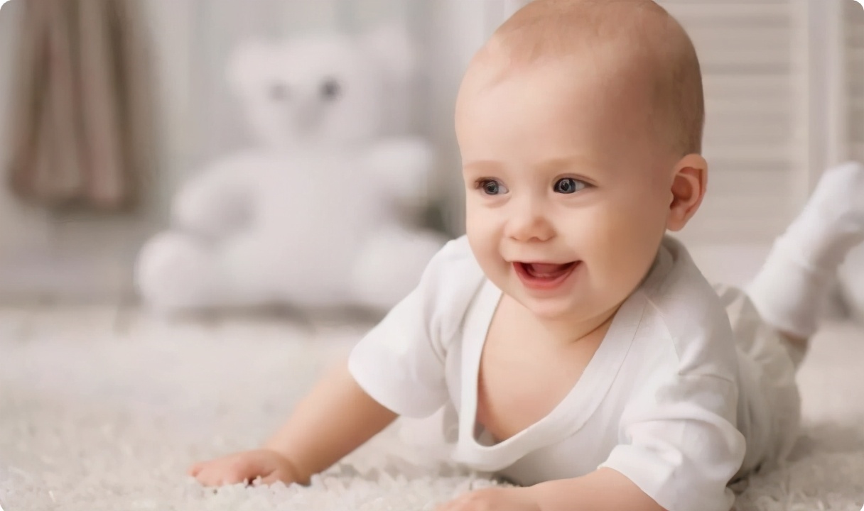 婴儿翻身憋了几秒没事吧,宝宝刚翻身翻过去就哭闹怎么回事