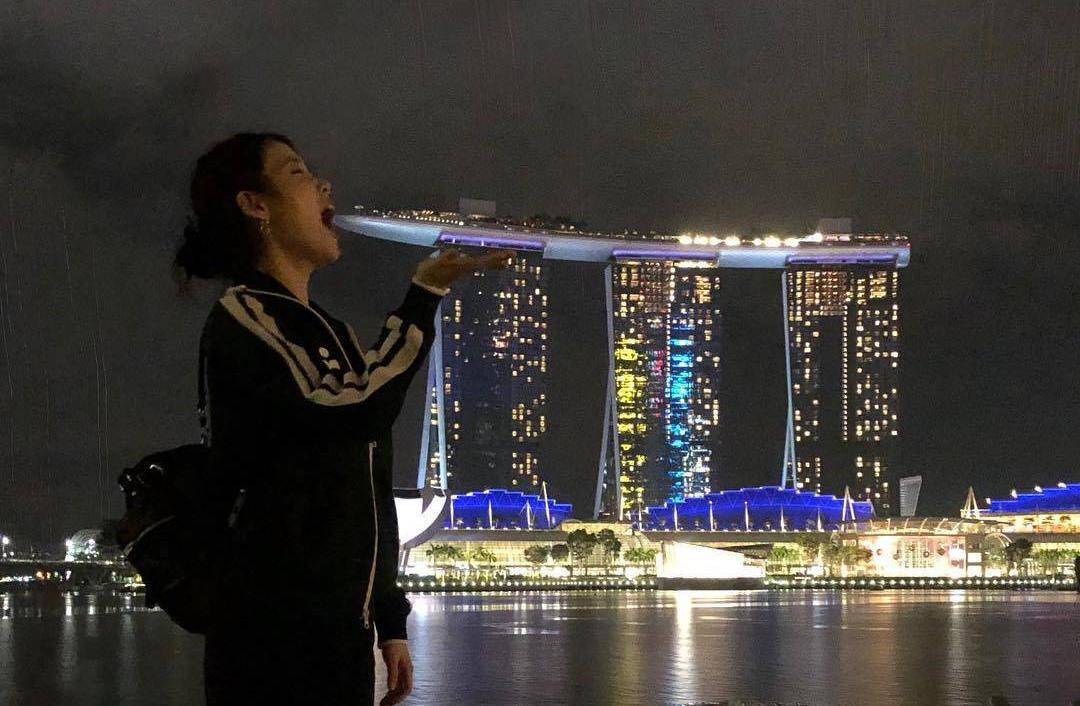 iu晒美照湿发造型出镜,iu回归照片最新