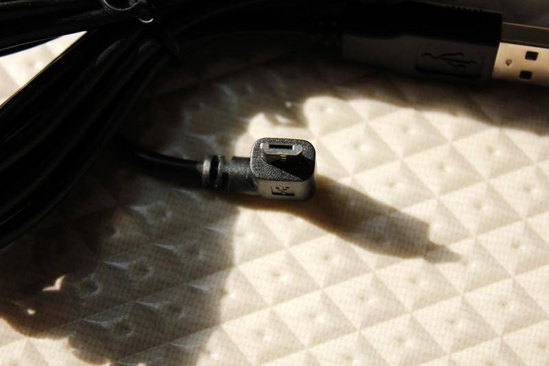 4K时代的行车记录仪该怎样？PAPAGOS364K开箱测评